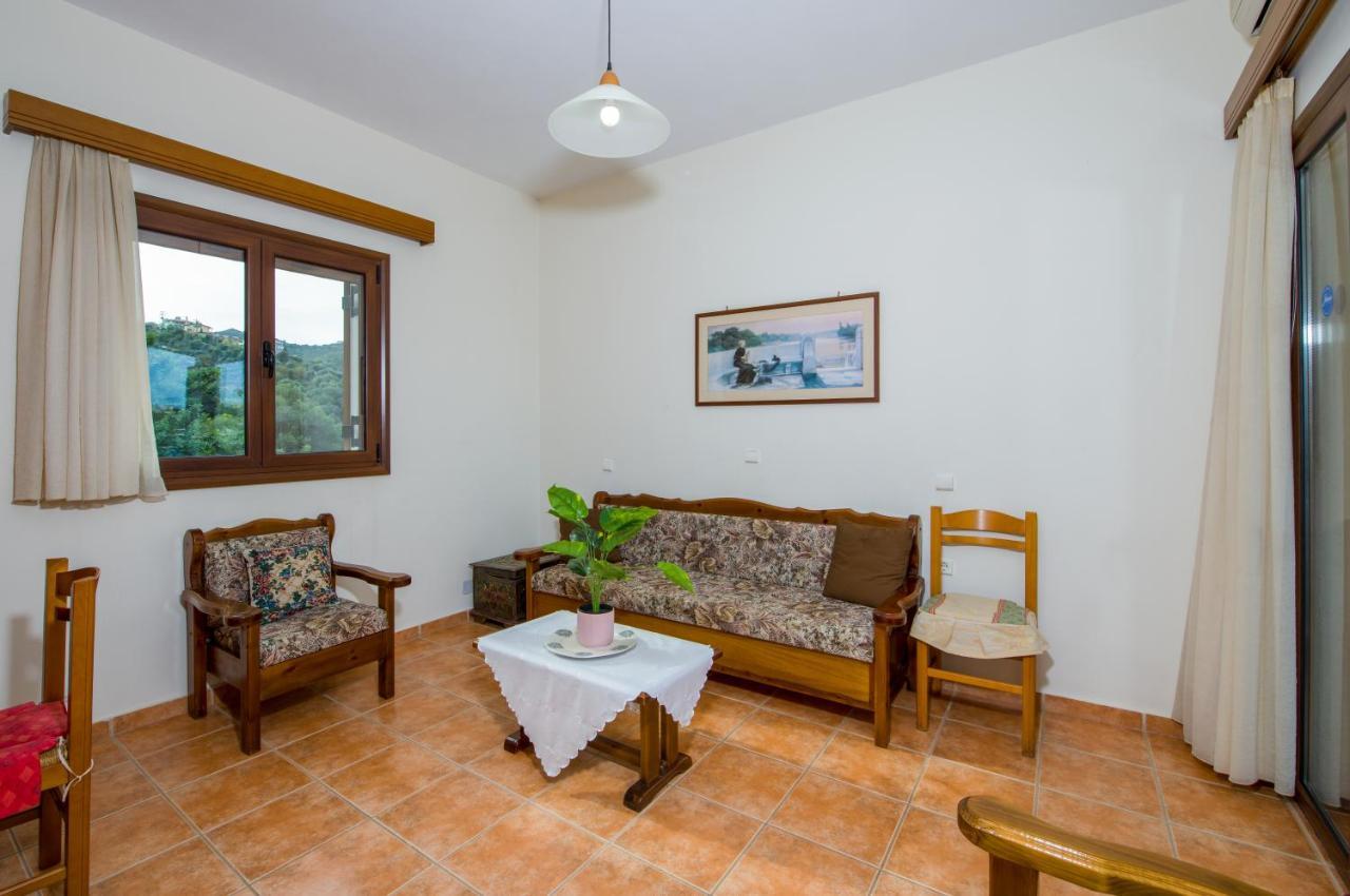 Villa Dimosthenis Stalós Extérieur photo